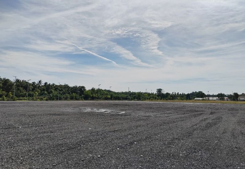 West Port, Pulau Indah