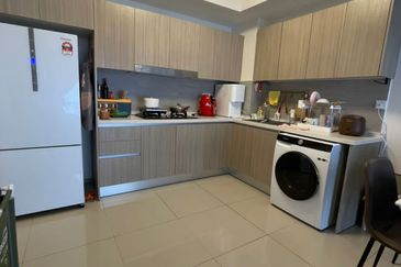 Gravit8 @ Klang South