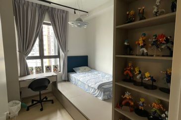 Gravit8 @ Klang South