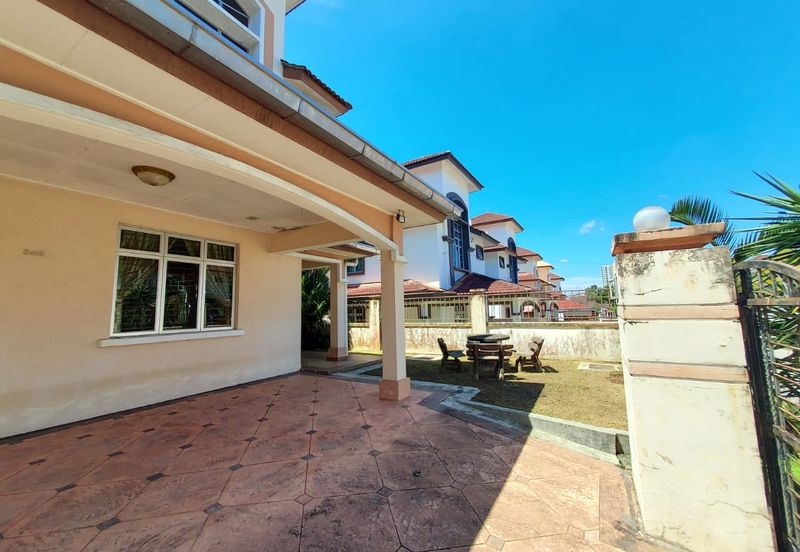 Kulai Bandar Putra - Jalan Kempas - Double Storey Semi-D 10-ft vacant Land