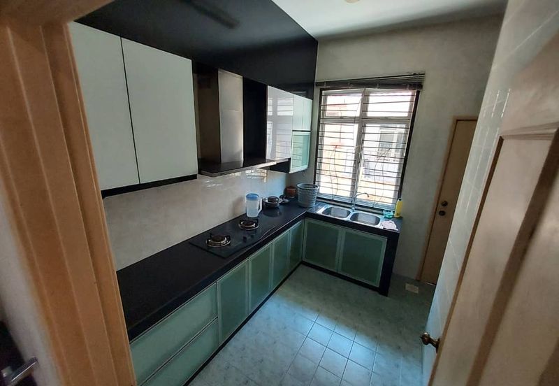 Kulai Bandar Putra - Jalan Kempas - Double Storey Semi-D 10-ft vacant Land