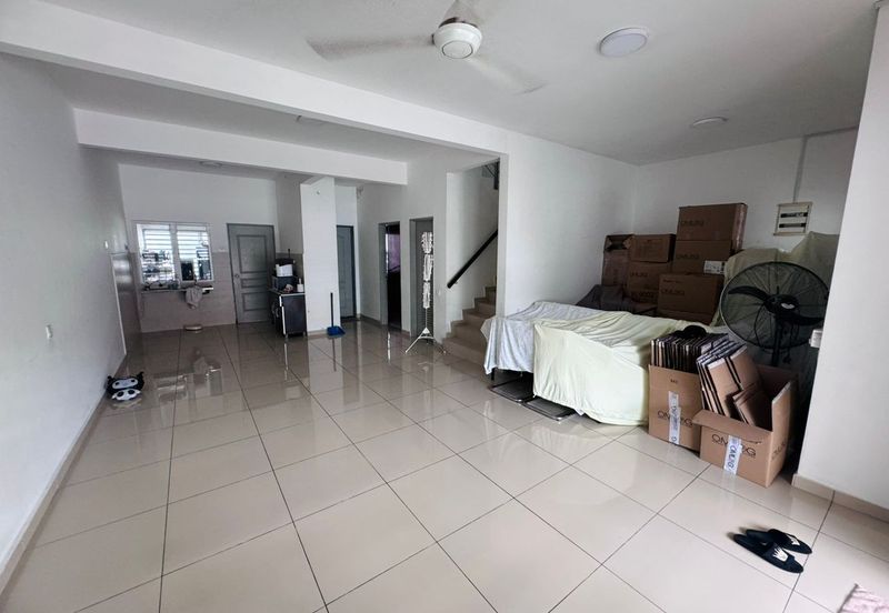 Kulai - Jalan Desa Baiduri 2 - Double Storey Terrace House