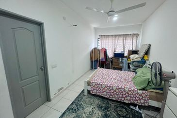 Kulai - Jalan Desa Baiduri 2 - Double Storey Terrace House