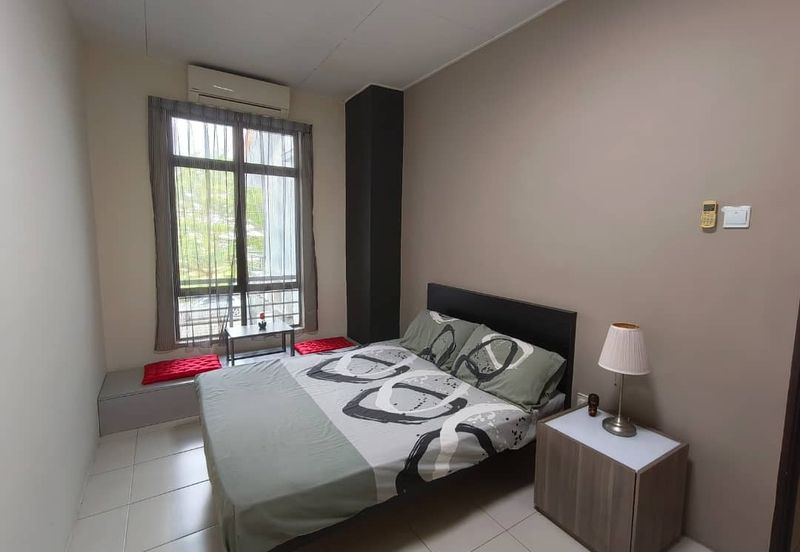 Kulai - Taman Scientex, Kelapa Sawit - 2 storey Semi D Corner Lot