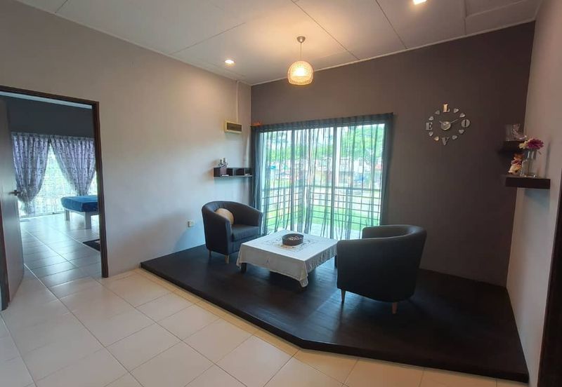 Kulai - Taman Scientex, Kelapa Sawit - 2 storey Semi D Corner Lot