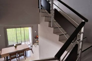 Kulai - Taman Scientex, Kelapa Sawit - 2 storey Semi D Corner Lot