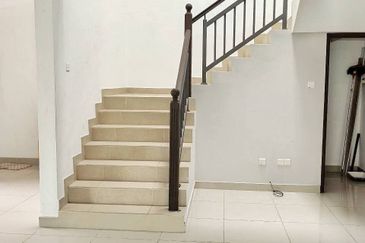 JB Ulu Tiram - Jalan Sasa, Taman Gaya - Precinct 5A🎉 2 Storey Cluster House