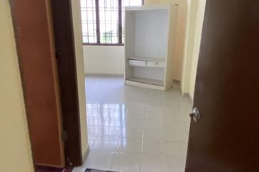 JB Skudai Villa Apartment - Jalan Aman 