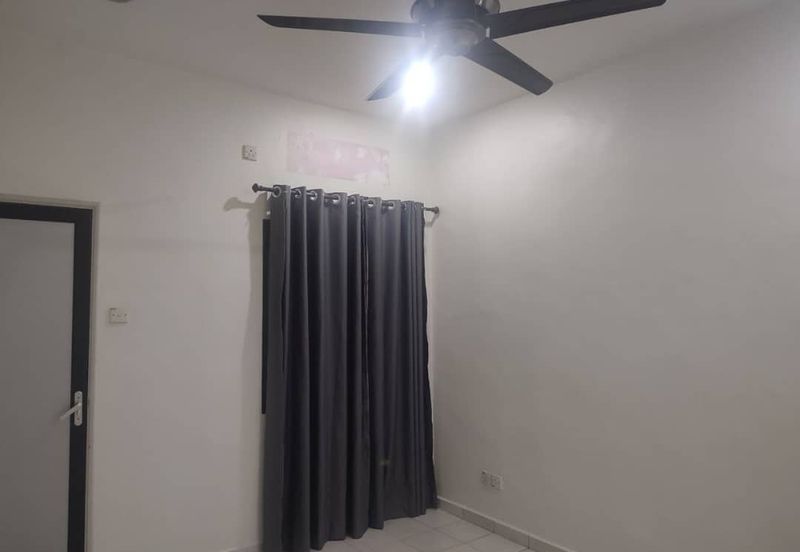 Kulai Indahpura - Jalan Kemboja ✅Double Storey Terrace House Unblock View