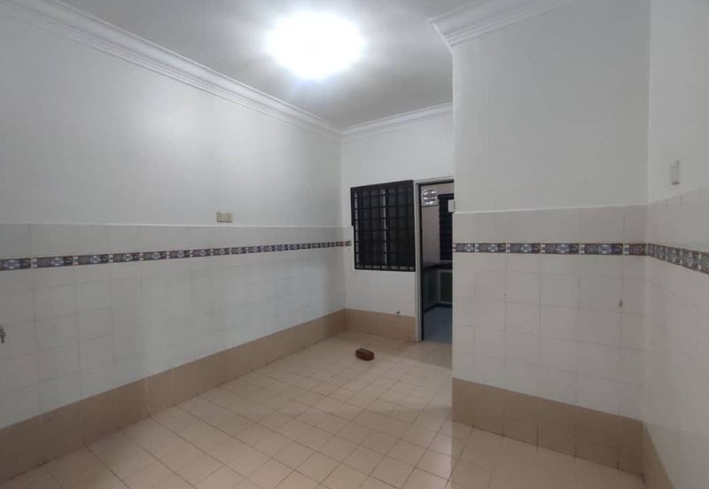 Kulai Indahpura - Jalan Kemboja ✅Double Storey Terrace House Unblock View