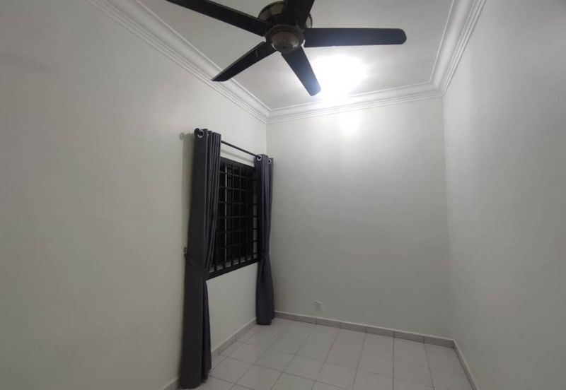 Kulai Indahpura - Jalan Kemboja ✅Double Storey Terrace House Unblock View