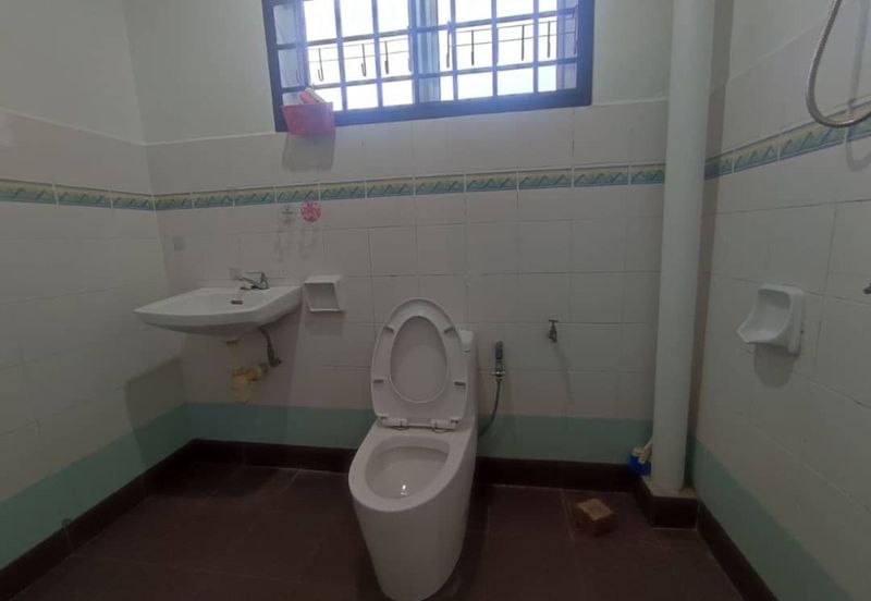 Kulai Indahpura - Jalan Kemboja ✅Double Storey Terrace House Unblock View