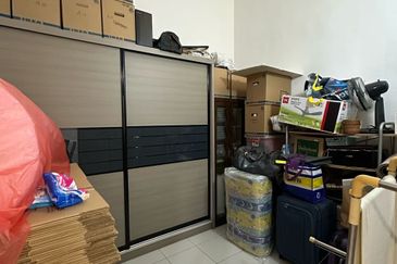 Kulai Bandar Putra - Jalan Rajawali - Single Storey House