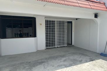 Skudai - Taman University - Single Storey House