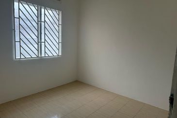 Skudai - Taman University - Single Storey House