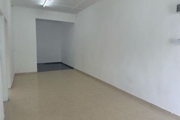 Skudai - Taman University - Single Storey House