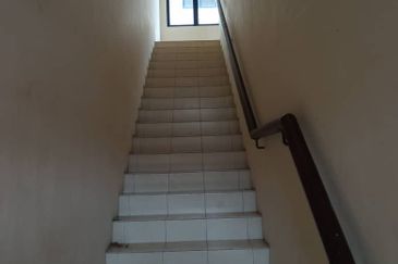 Kulai , Jalan Jambu Bol - Double Storey Terrace Shop - (Behind Public Bank Kulai) 