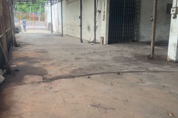 Kulai Saleng-Taman Saleng Jaya-Jalan Jelawat-Single Storey Shop 单层店面