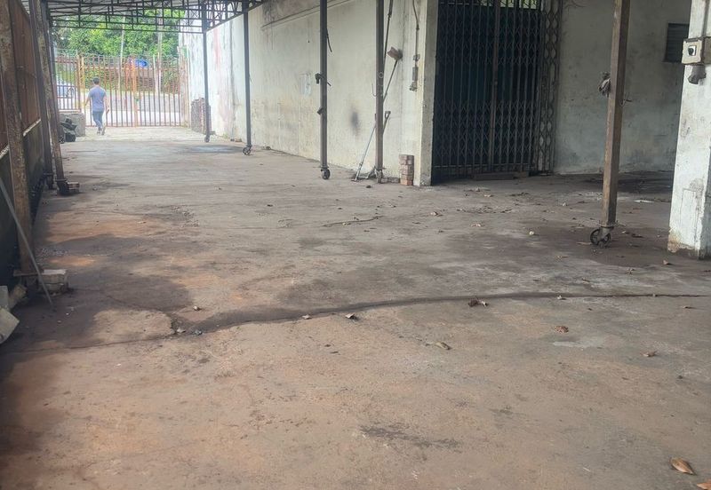 Kulai Saleng-Taman Saleng Jaya-Jalan Jelawat-Single Storey Shop 单层店面