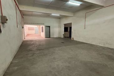 Kulai Saleng-Taman Saleng Jaya-Jalan Jelawat-Single Storey Shop 单层店面