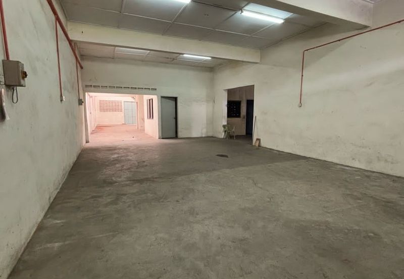 Kulai Saleng-Taman Saleng Jaya-Jalan Jelawat-Single Storey Shop 单层店面