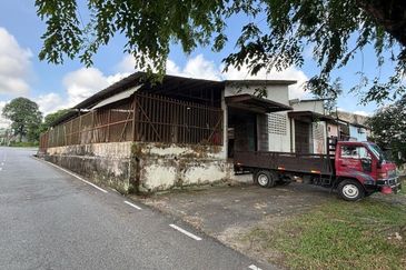 Kulai Saleng-Taman Saleng Jaya-Jalan Jelawat-Single Storey Shop 单层店面