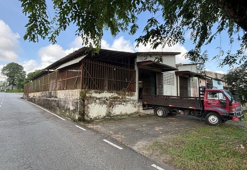 Kulai Saleng-Taman Saleng Jaya-Jalan Jelawat-Single Storey Shop 单层店面