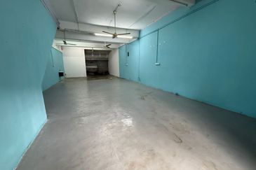 Kulai Saleng- Taman Muhibbah -Jalan Jambu Batu ✅Double Storey Shoplot