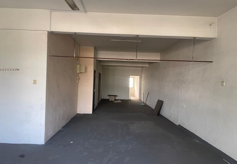 Kulai - Taman Putri Kulai - 3 storey shoplot