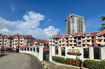 JB Jalan Abdul Samad - Frinza Court Condo
