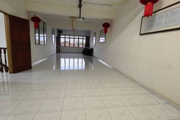  JB Johor Jaya- Jalan Rosmerah 2/11 - 3 Storey Shop Lot*🌈