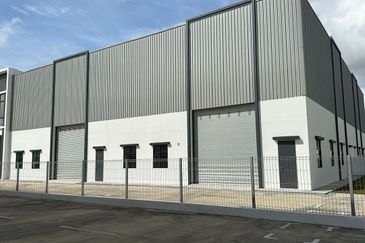 JB - Eco Business Park 2 (Phase 3) x 2 unit  -1.5 Storey Semi Detached Factory