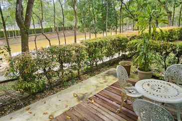 JB Gelang Patah - Bayou Creek Leisure Farm - 2 Storey Terrace House 