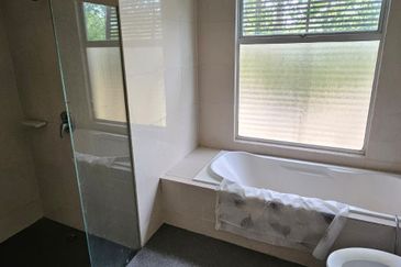 JB Gelang Patah - Bayou Creek Leisure Farm - 2 Storey Terrace House 