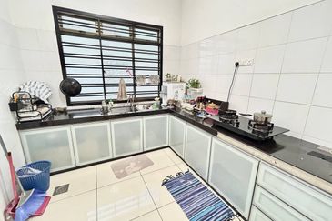 JB Bandar Dato Onn - Jalan Perjiranan 15 - 2 Storey House