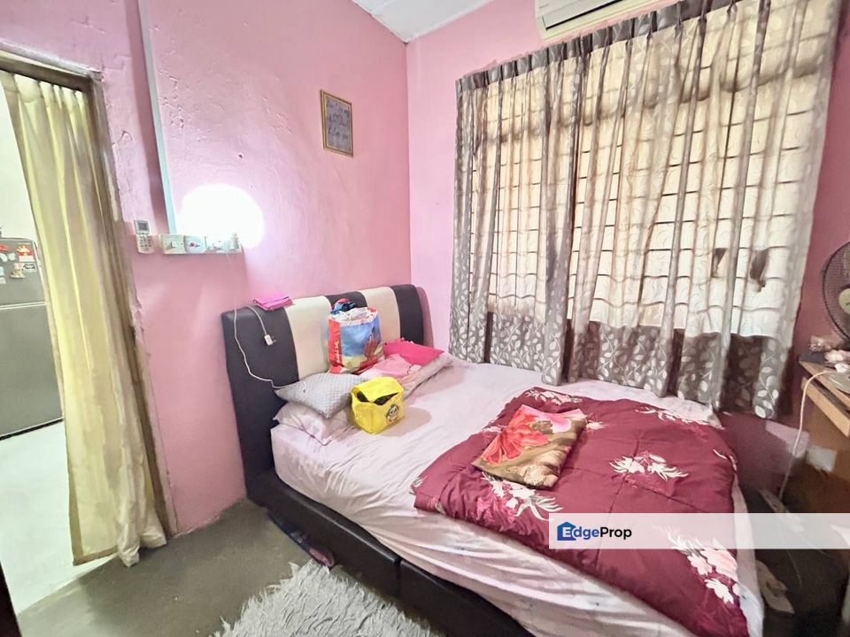 Skudai / Taman Universiti / Jalan Kemuliaan / 1 Storey House, Johor, Skudai