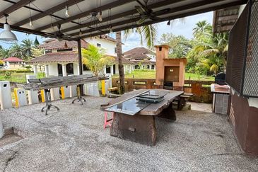 Kulai IOI - Bandar Putra @Palm Villa 【Gate A】 Bungalow 