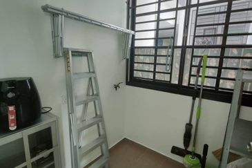 JB / Kempas Utama / D'Summit Residences / Apartment