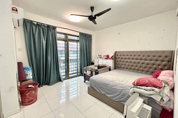 JB / Bandar Dato Onn / Jalan Perjiranan 15 / Double Storey House