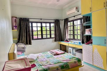 𝑲𝒖𝒍𝒂𝒊 / 𝑩𝒂𝒏𝒅𝒂𝒓 𝑷𝒖𝒕𝒓𝒂 𝑮𝒂𝒕𝒆 𝑨 / Jalan Persiaran Mewah / 𝑫𝒐𝒖𝒃𝒍𝒆 𝑺𝒕𝒐𝒓𝒆𝒚 𝑫𝒆𝒕𝒂𝒄𝒉𝒆𝒅 𝑯𝒐𝒖𝒔𝒆