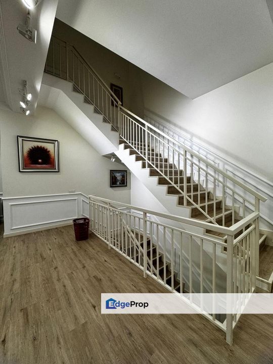 Eco Botanic / The Chateau / Two & Half Storey Superlink House End Lot, Johor, 