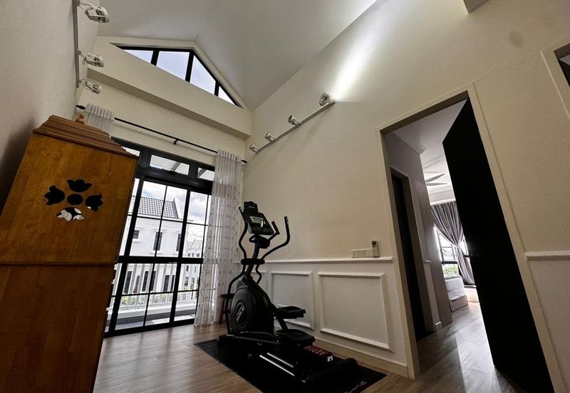 Eco Botanic / The Chateau / Two & Half Storey Superlink House End Lot