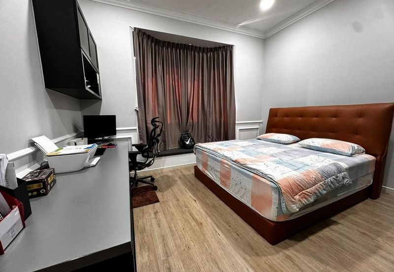 Eco Botanic / The Chateau / Two & Half Storey Superlink House End Lot