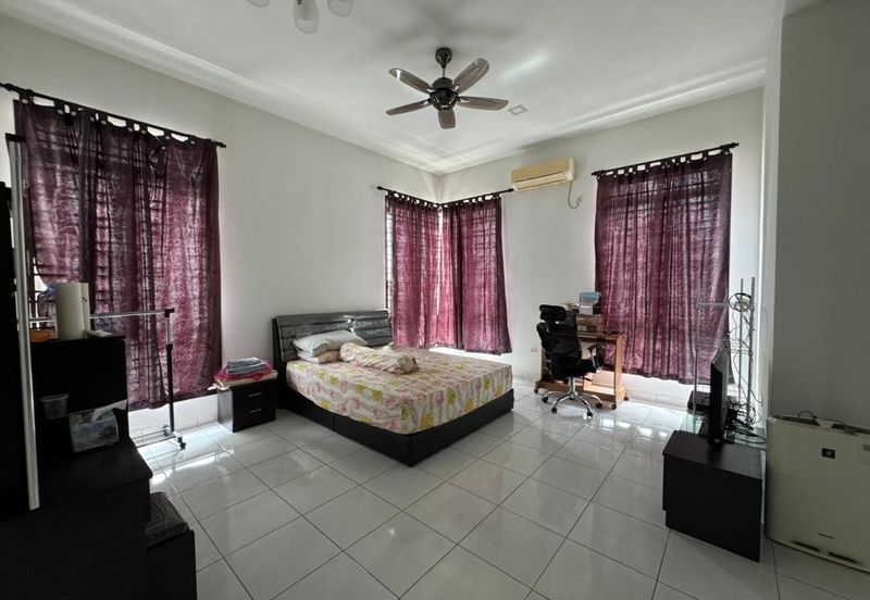 Horizon Hill / Golf East / Jalan Pinggiran 6/x -  Double Storey Cluster house