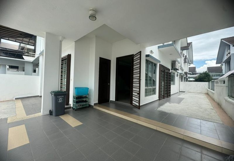 Horizon Hill / Golf East / Jalan Pinggiran 6/x -  Double Storey Cluster house