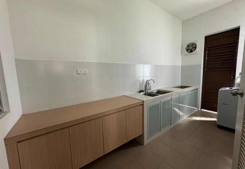 Horizon Hill / Golf East / Jalan Pinggiran 6/x -  Double Storey Cluster house