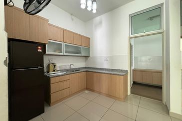 Horizon Hill / Golf East / Jalan Pinggiran 6/x -  Double Storey Cluster house