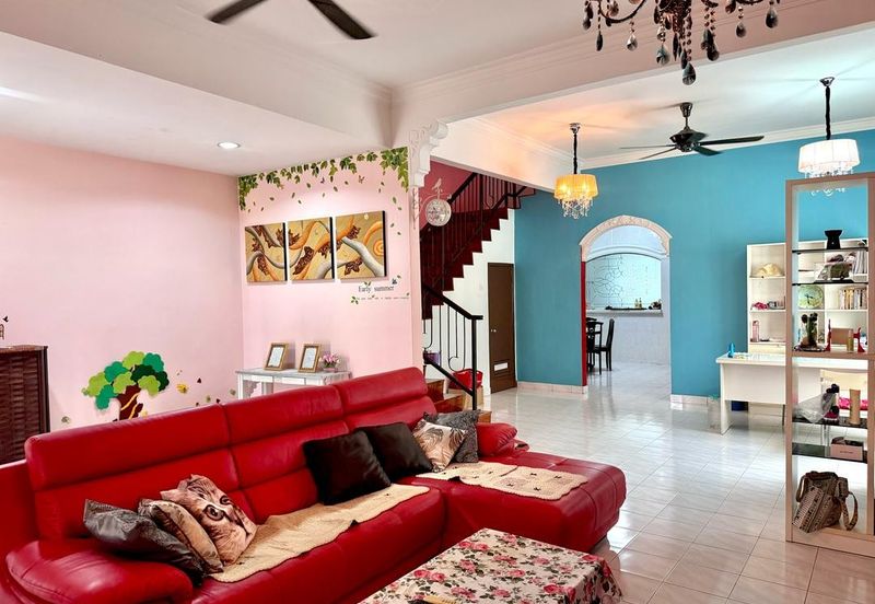 Kulai - Taman Kulai Utama / Jalan Anggerik / Double Storey Terrace House End Lot