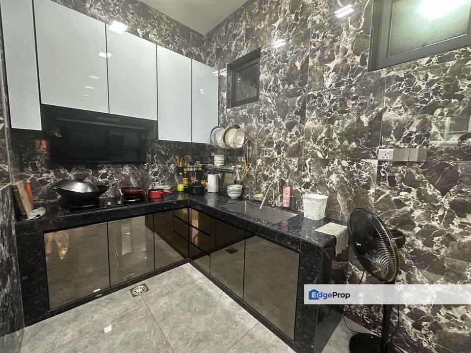 Kulai Bandar Putra / Gate A @ IOI Palm Villa / Double Storey Bungalow House, Johor, Kulai