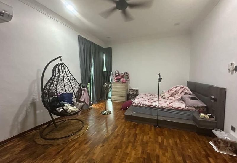 Kulai Bandar Putra / Gate A @ IOI Palm Villa / Double Storey Bungalow House